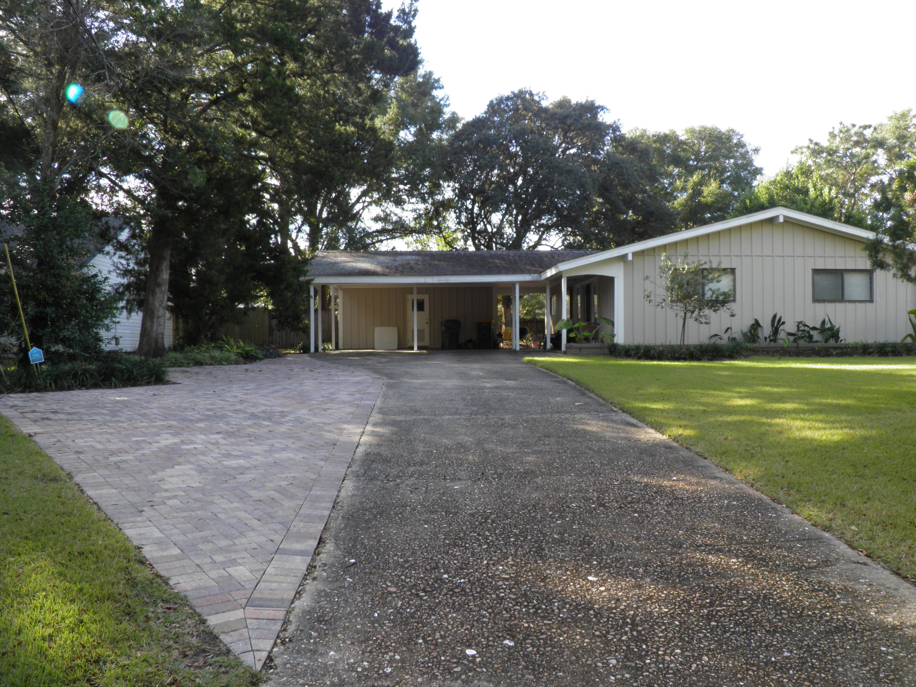 COLONY ESTATES - Residential Lease