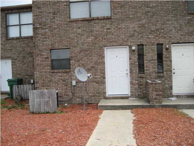 LOVELY TOWNHOME CENTRALLY LOCATED IN DESTIN. THE INTERIOR OF THE UNIT HAS BEEN RENOVATED. CERAMIC TILE DOWNSTAIRS AND CARPET UPSTAIRS. SMALL FENCED YARD OFF THE BACK. INTERIOR LAUNDRY ROOM. AMPLE DRIVEWAY TO PARK 2 VEHICLES IN. CALL TO MAKE AN APPOINTMENT TODAY