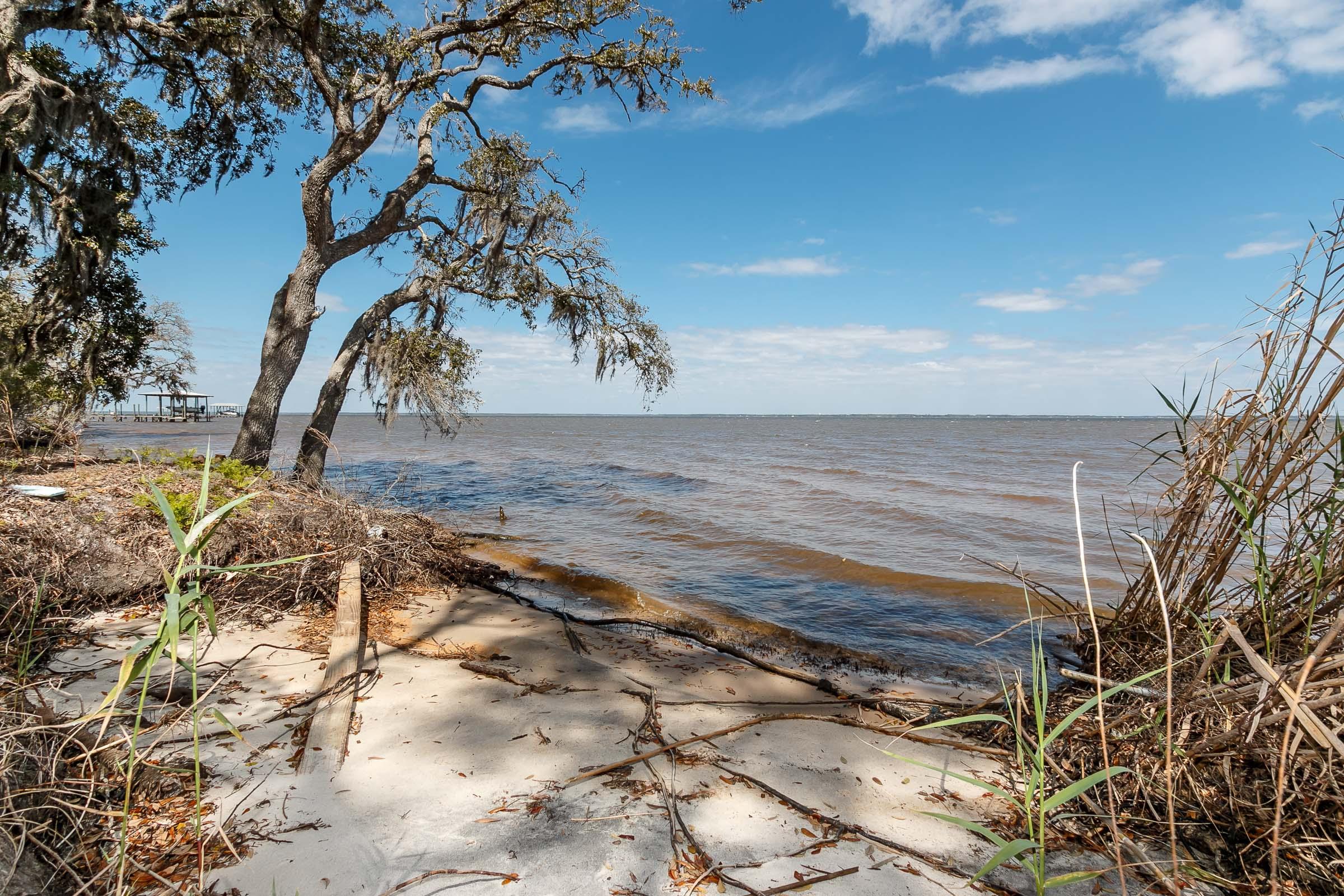 PARADISE POINTE SUBDIVISION - Land