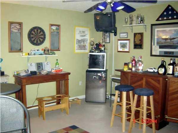 PORT DIXIE - Residential Lease