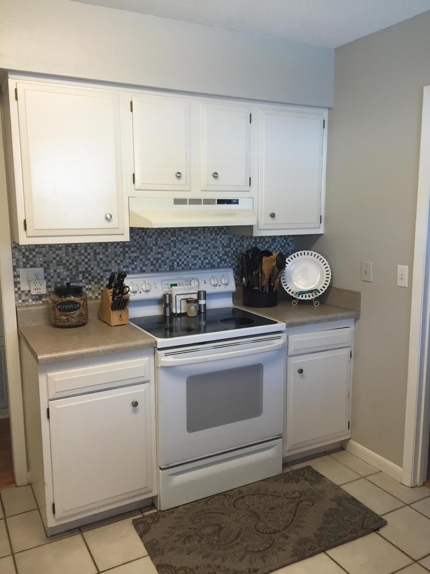 PORT DIXIE - Residential Lease