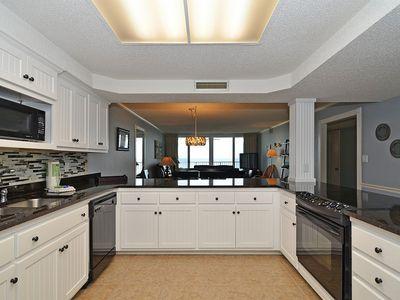 SHORELINE TOWERS 3 - Residential
