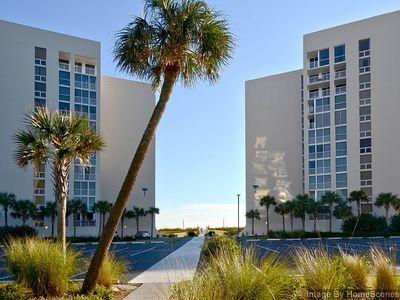 SHORELINE TOWERS 3 - Residential