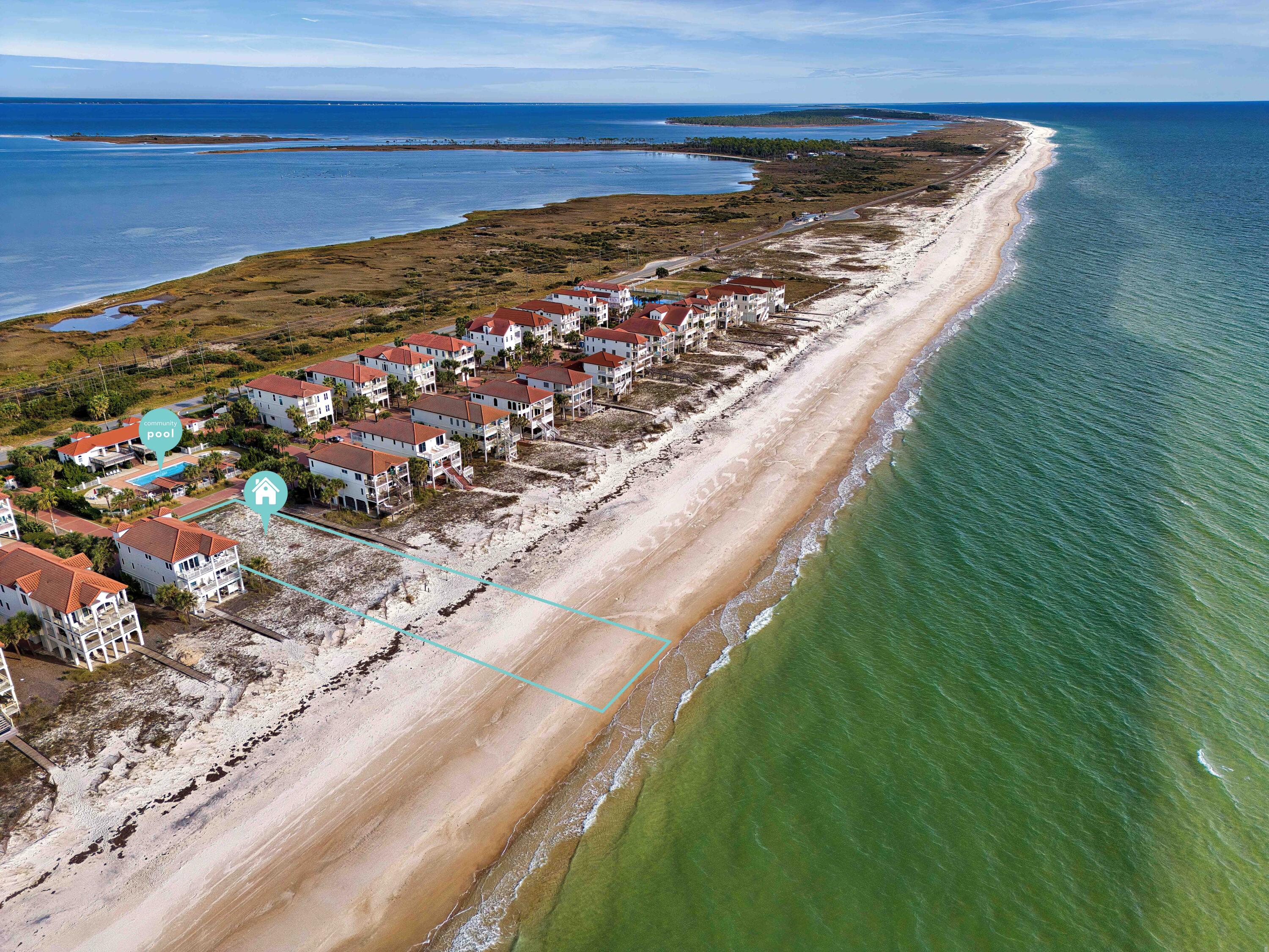 SUNSET BEACH - Land