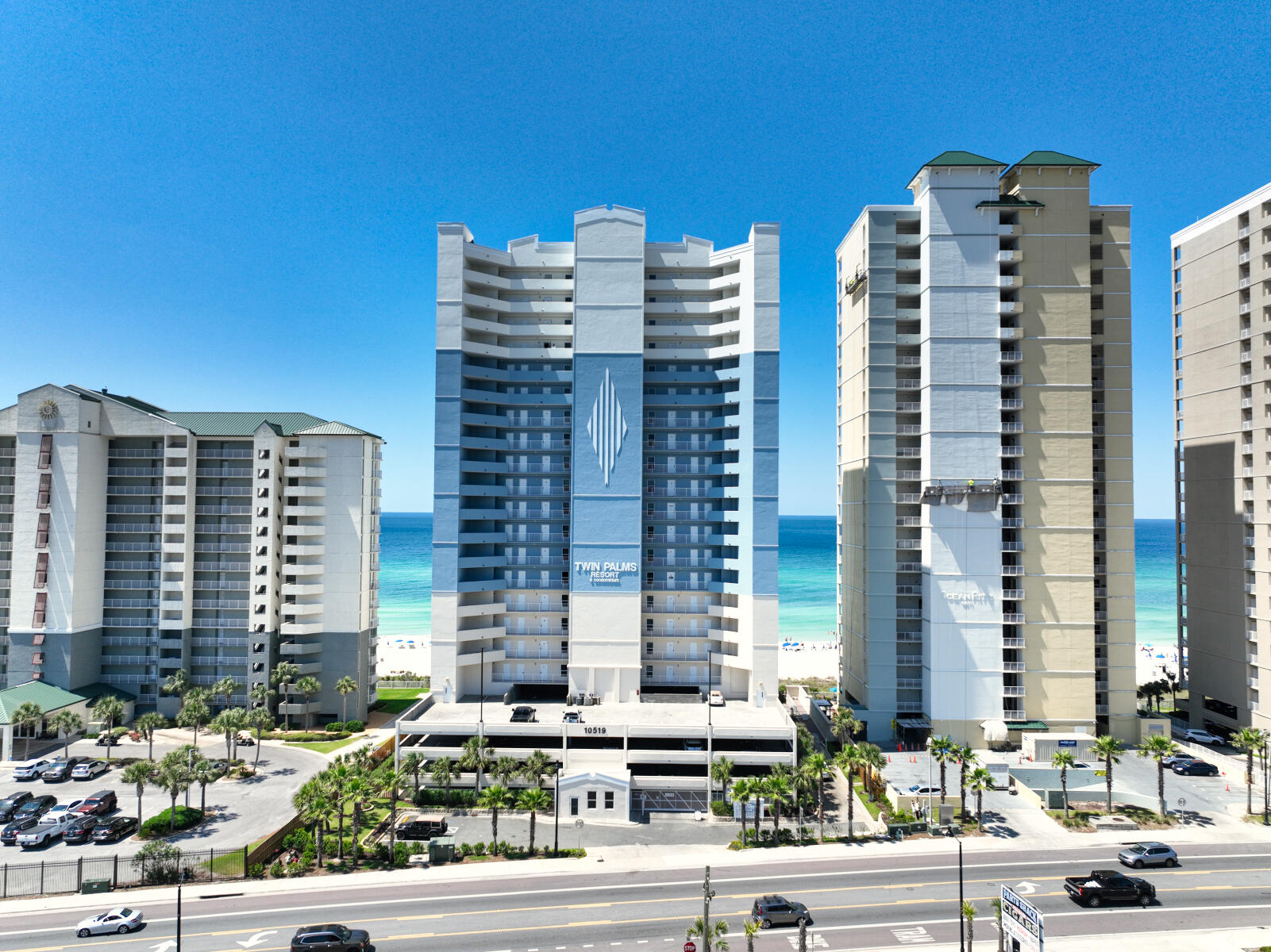Twin Palms Resort - Residential