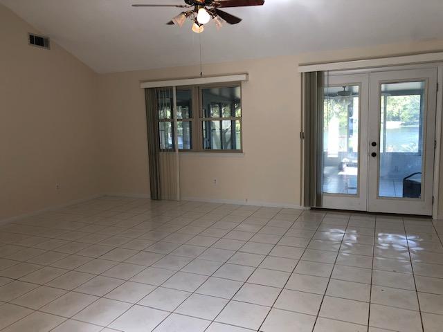 TIMBERLAKE ESTATES - Residential