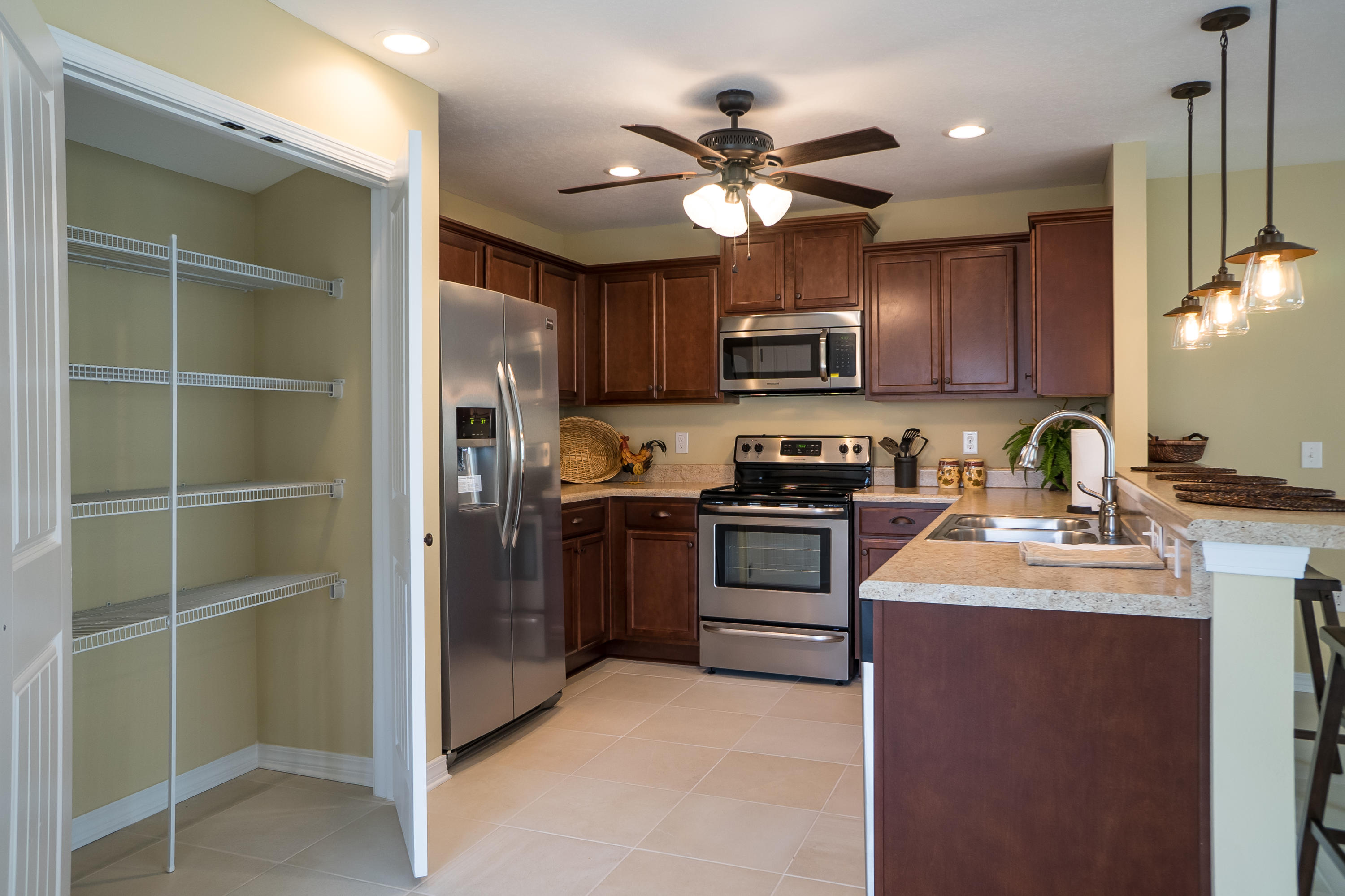 STILLWELL ESTATES - Residential
