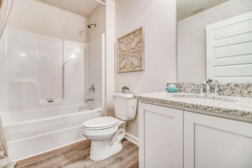 BRITTANY OAKS VILLAS - Residential