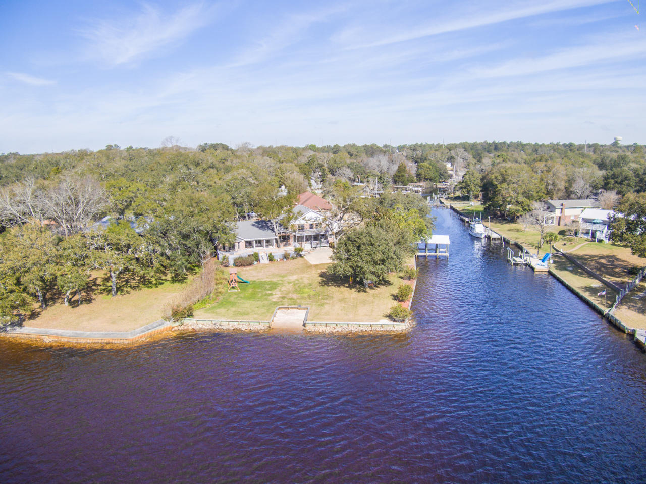 EDGEWATER VILLAGE - Residential