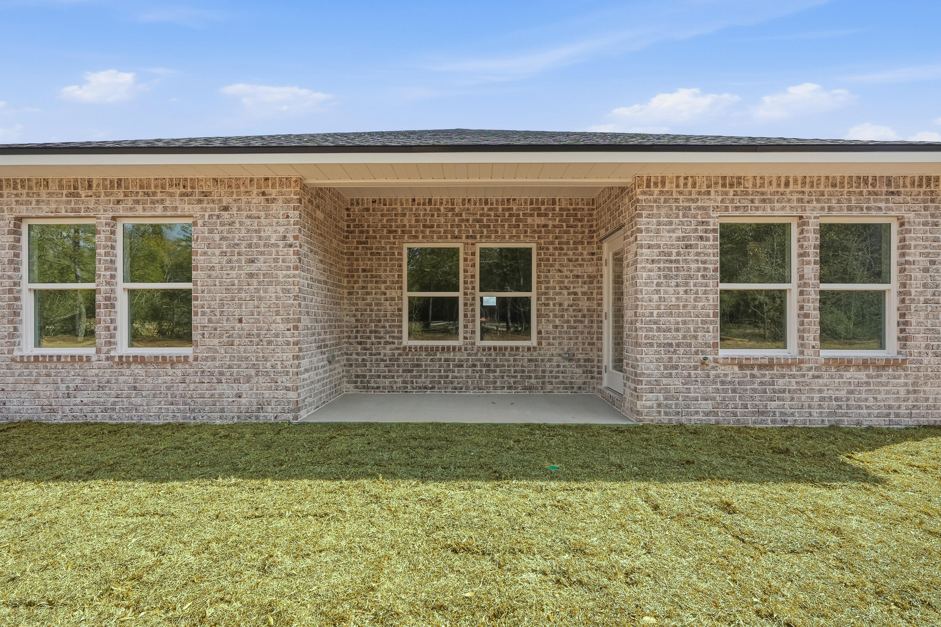 SOUTHERN CHARM - Residential