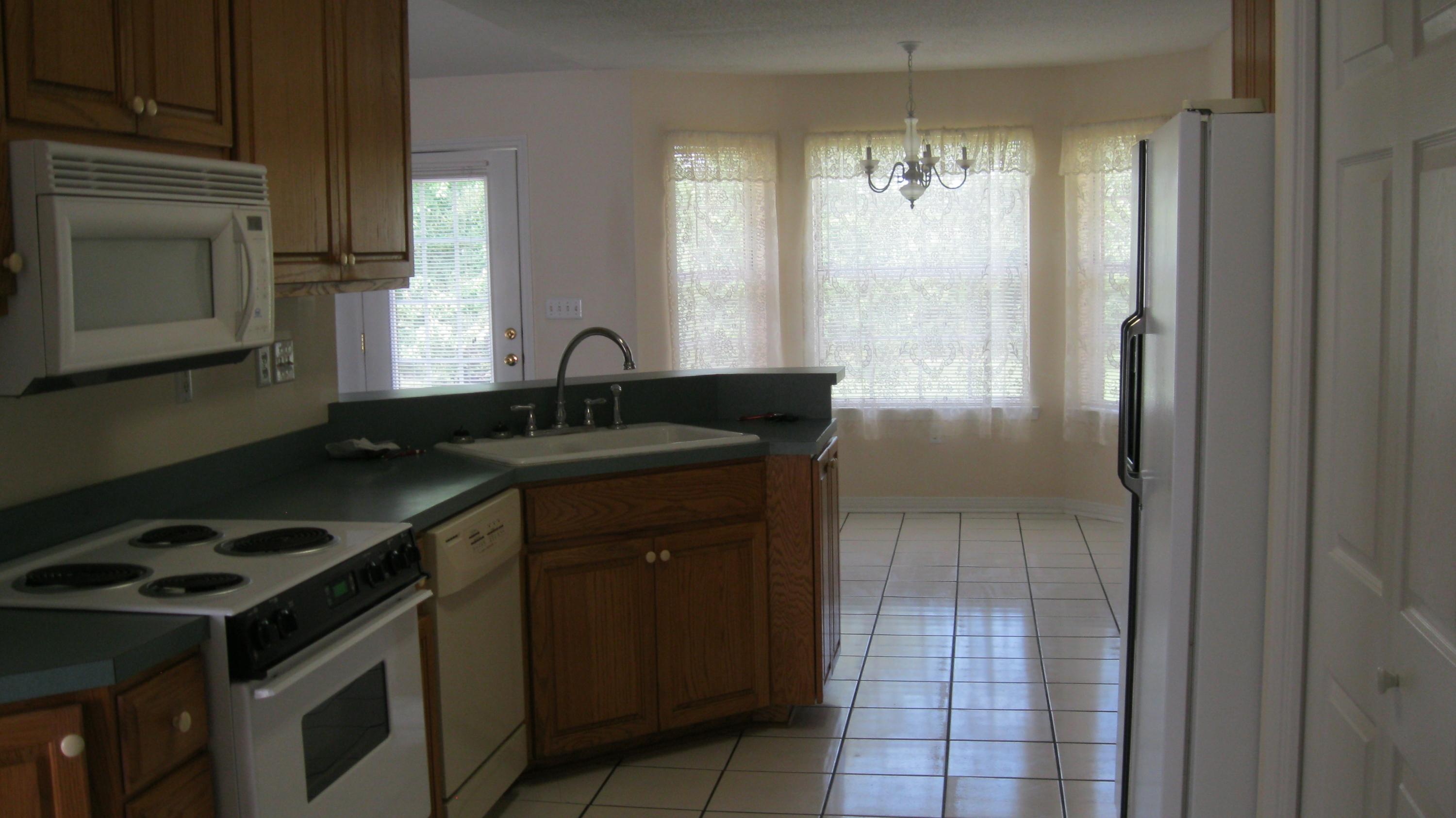 METES & BOUNDS - Residential Lease