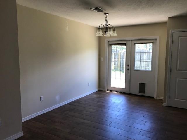 VICTORIA PARK - Residential Lease