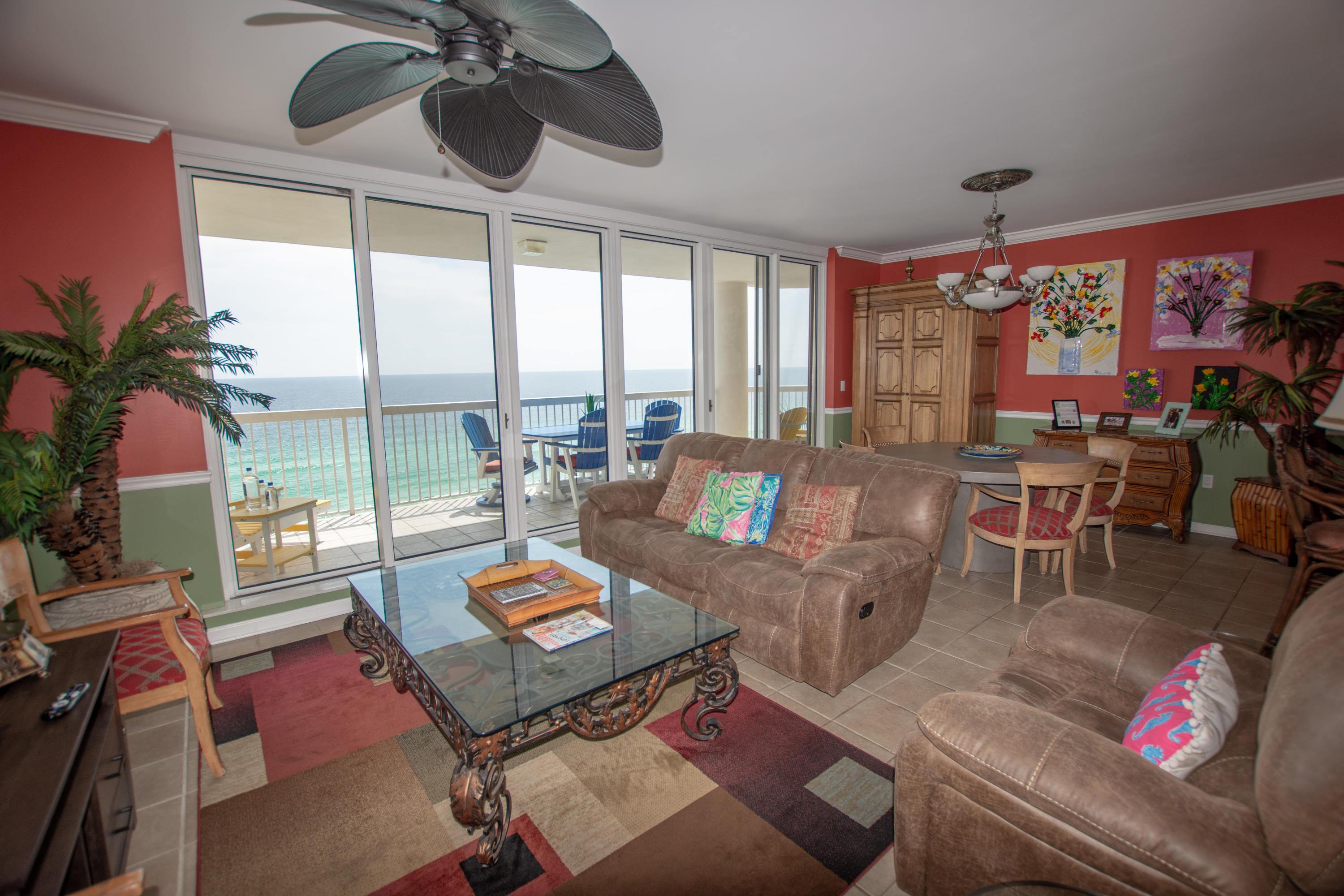 SILVER BEACH TOWERS - Residential