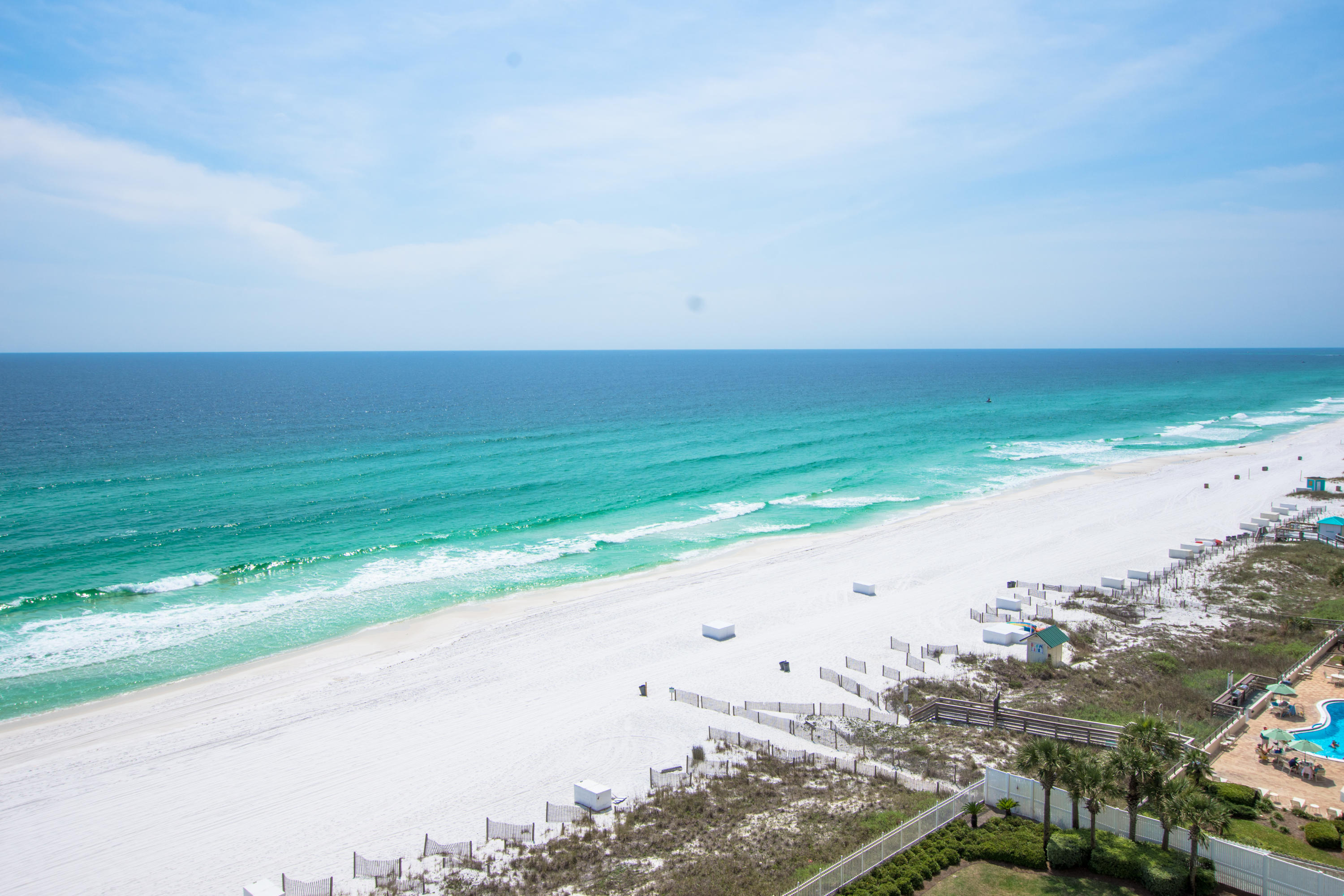 SILVER BEACH TOWERS - Residential