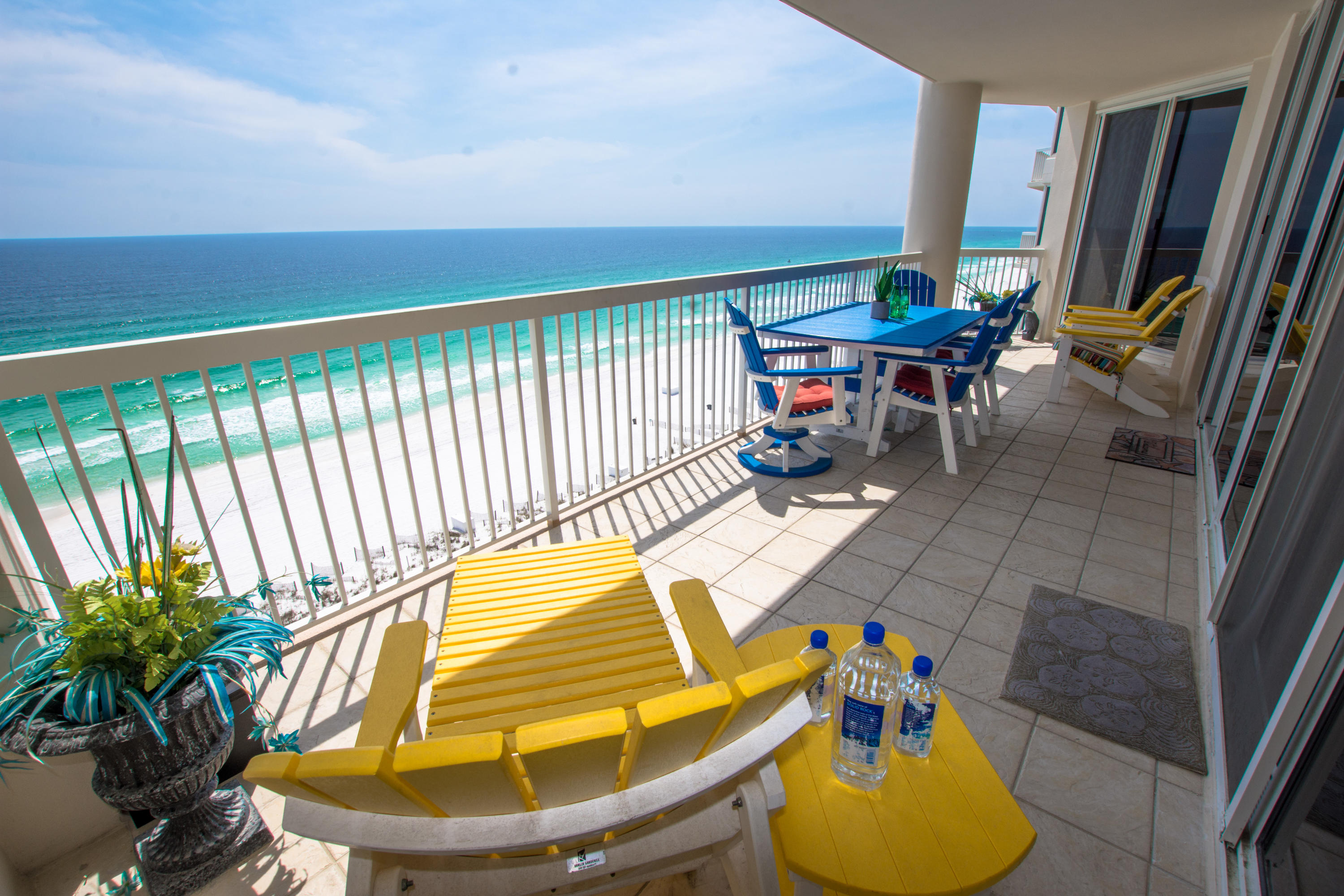 SILVER BEACH TOWERS - Residential