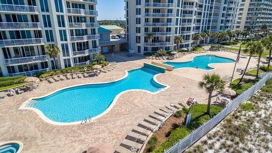 SILVER BEACH TOWERS - Residential