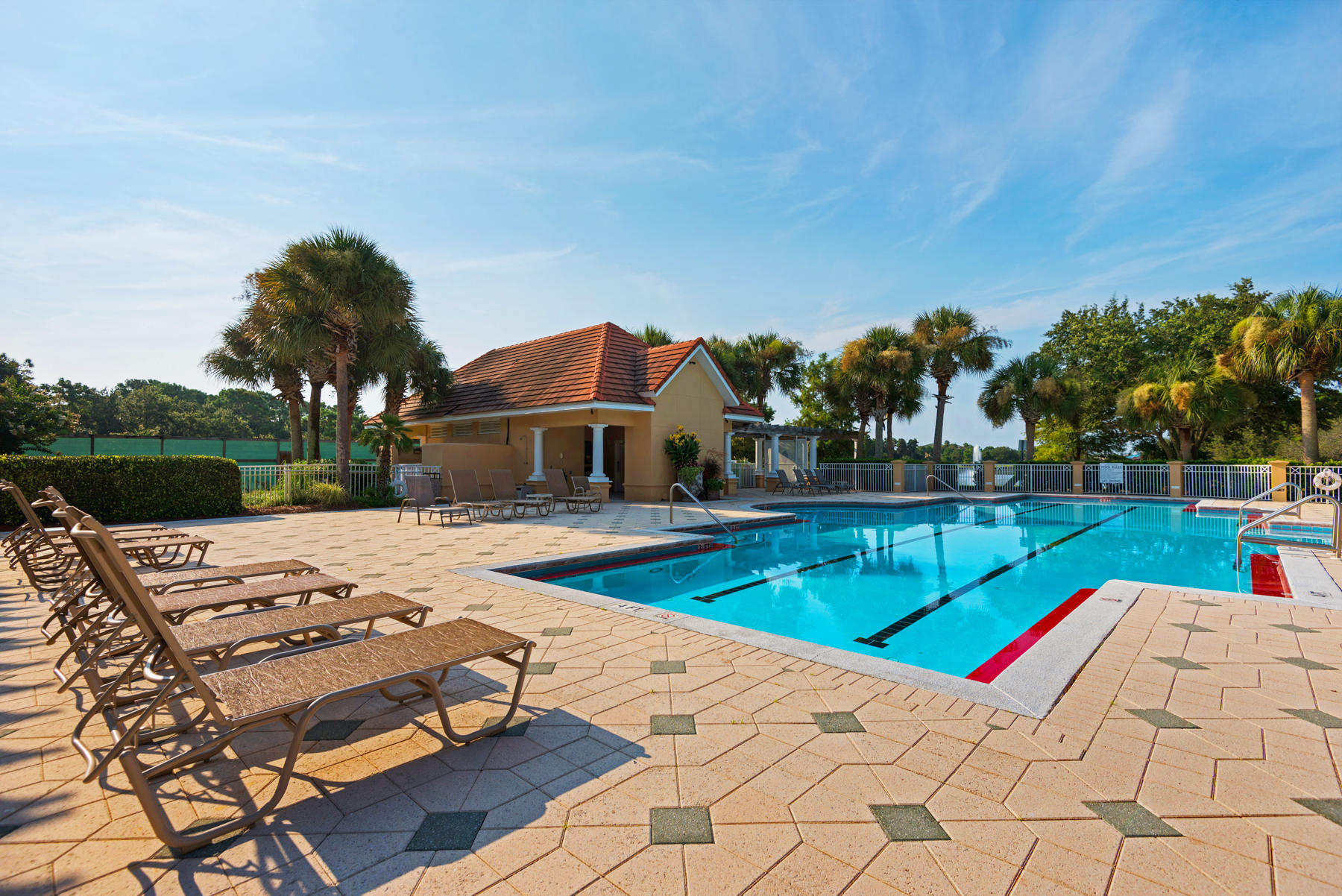 REGATTA BAY - Residential