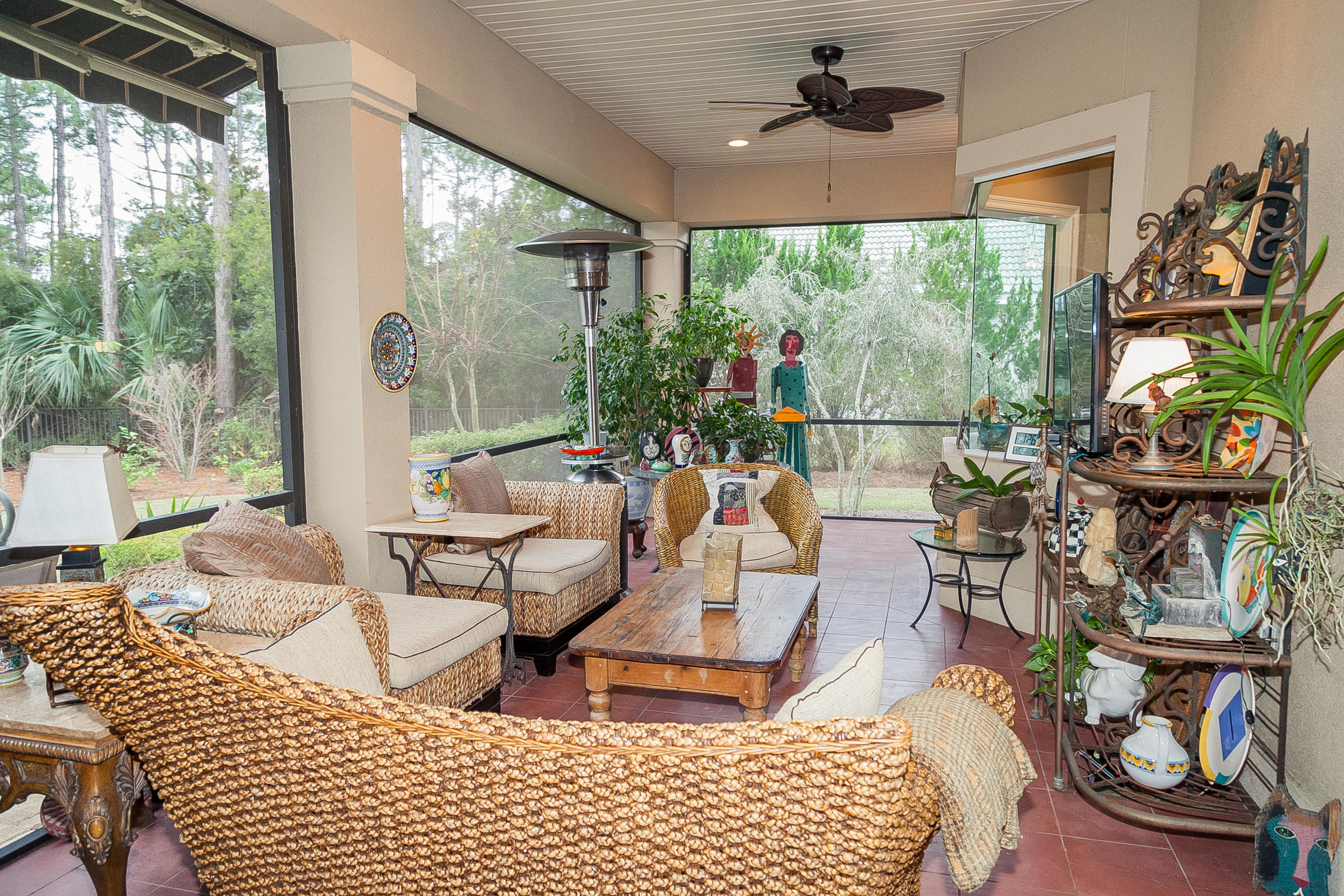REGATTA BAY - Residential