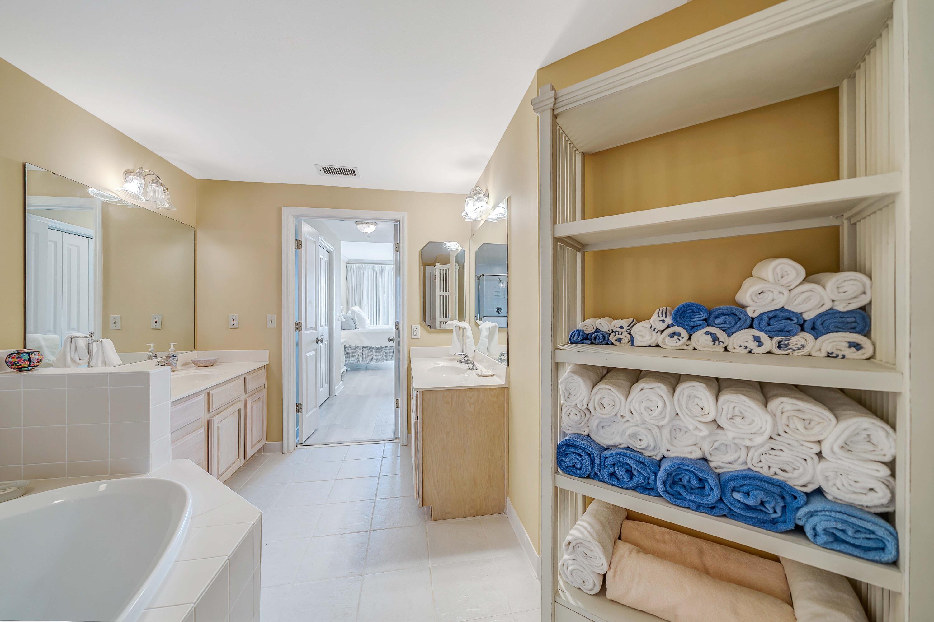 Grande Surf - Residential