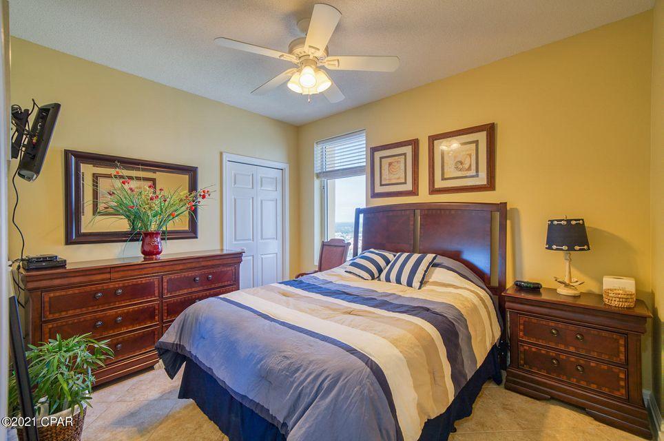 STERLING REEF - Residential