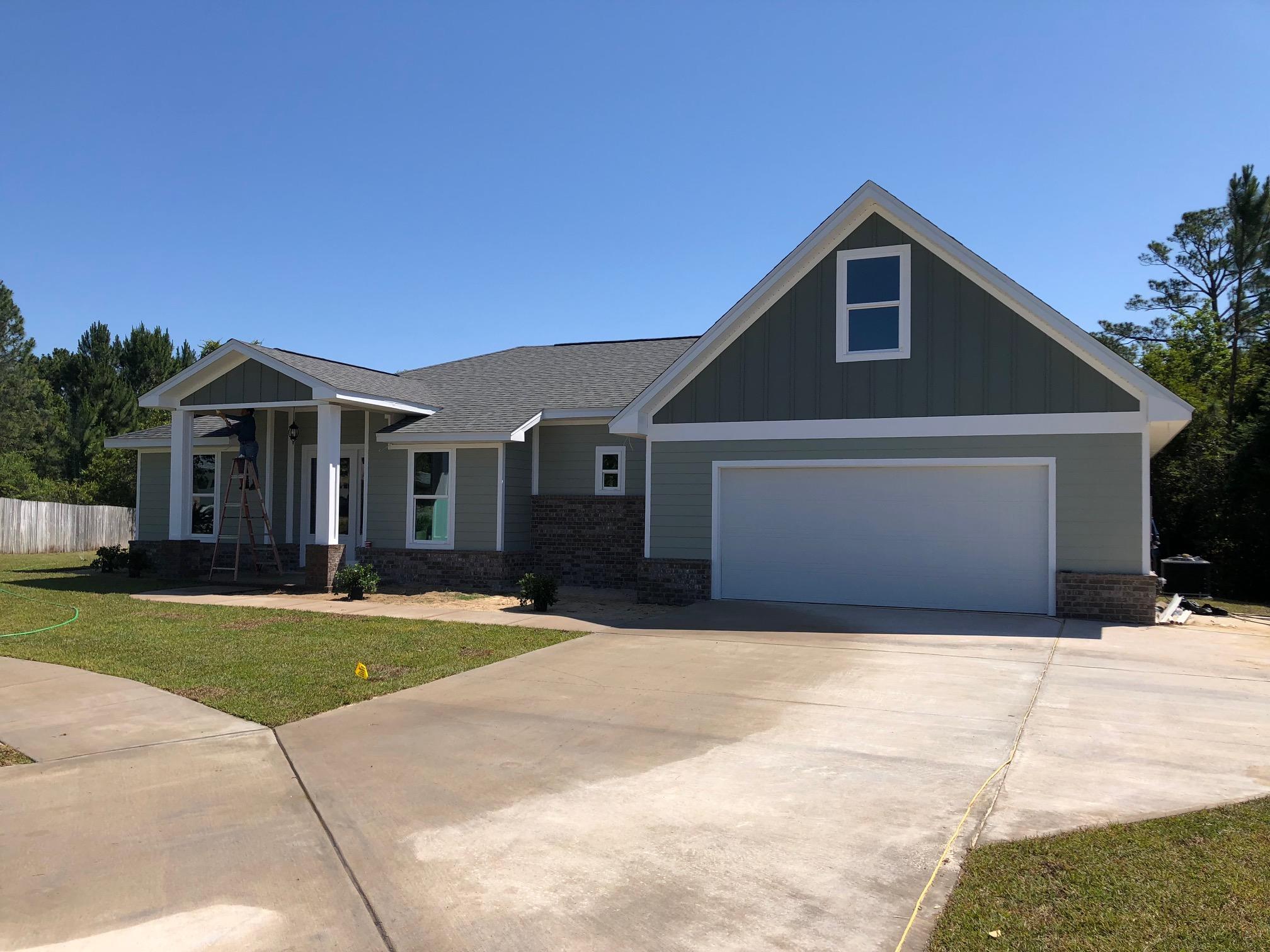 LIGHTHOUSE POINTE - Residential