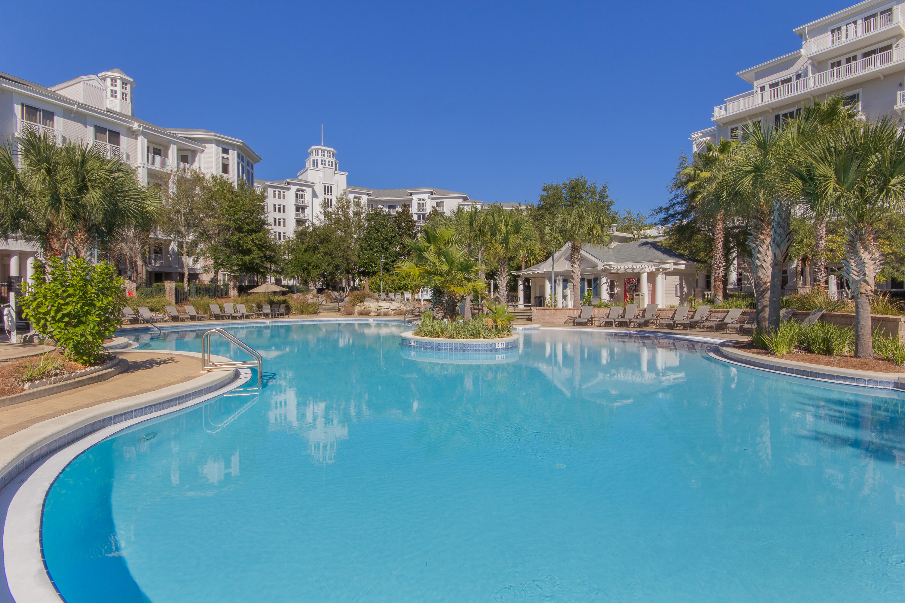BAHIA CONDO - Residential
