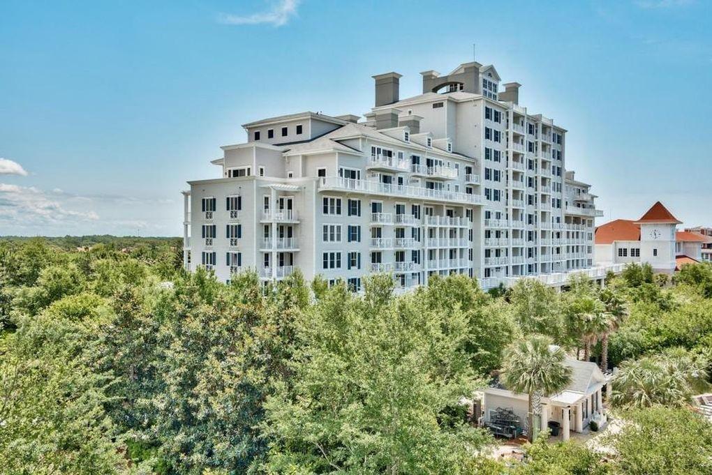 BAHIA CONDO - Residential