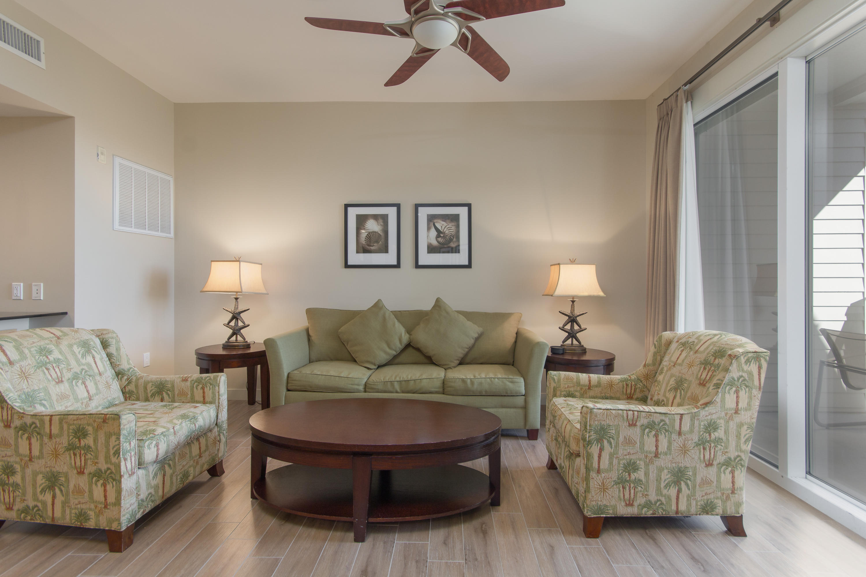 BAHIA CONDO - Residential