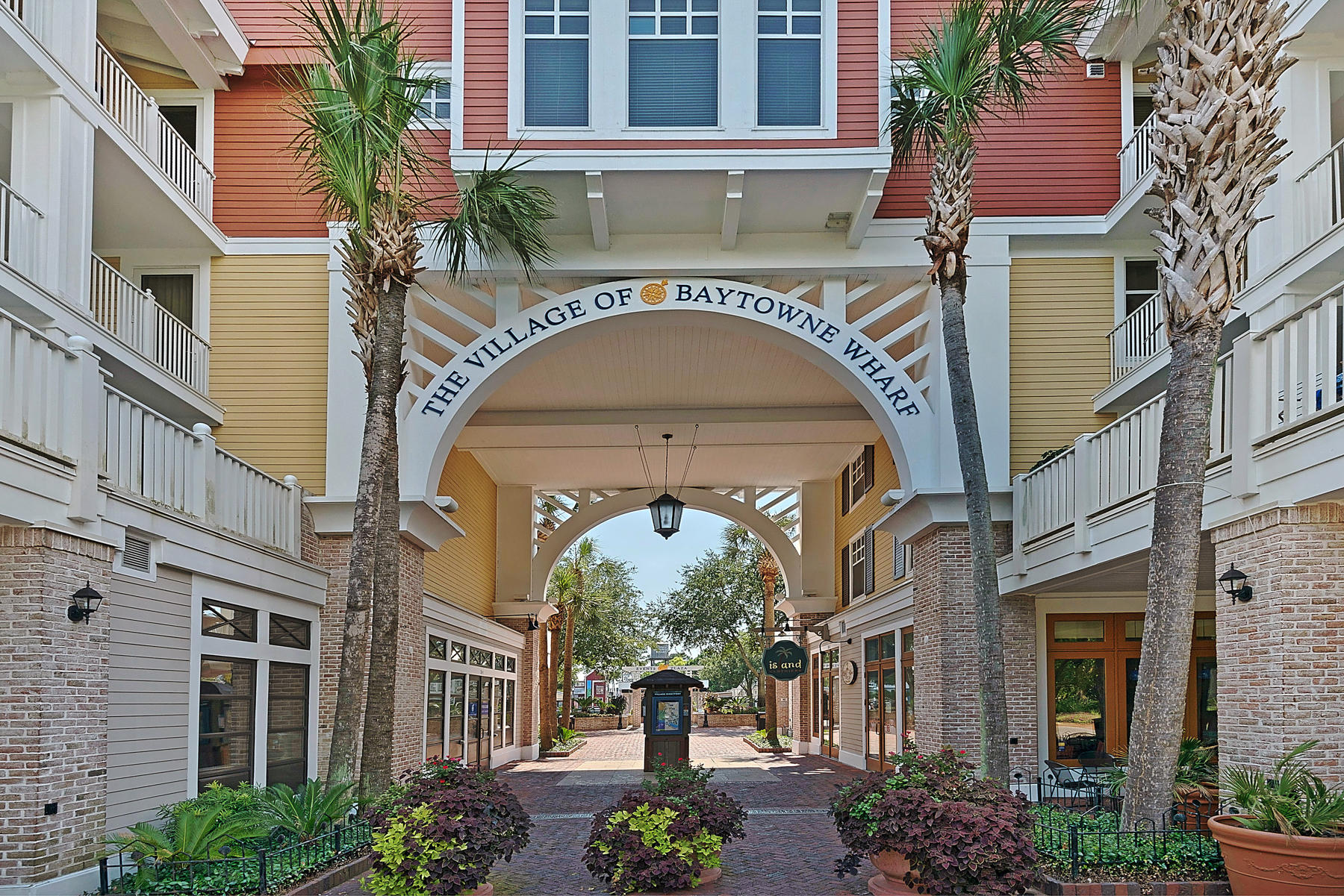 BAHIA CONDO - Residential