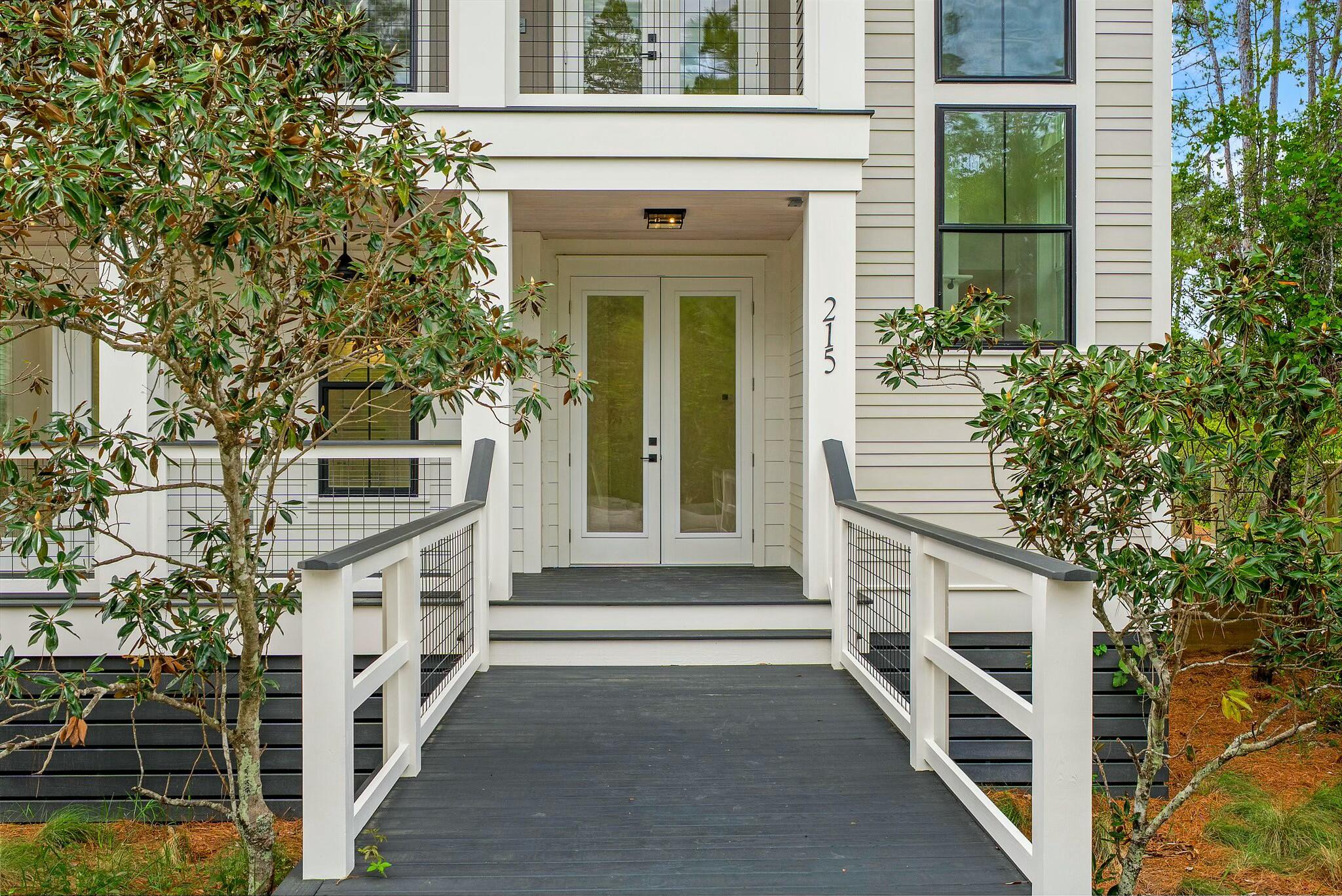 TREETOP VILLAGE - Residential