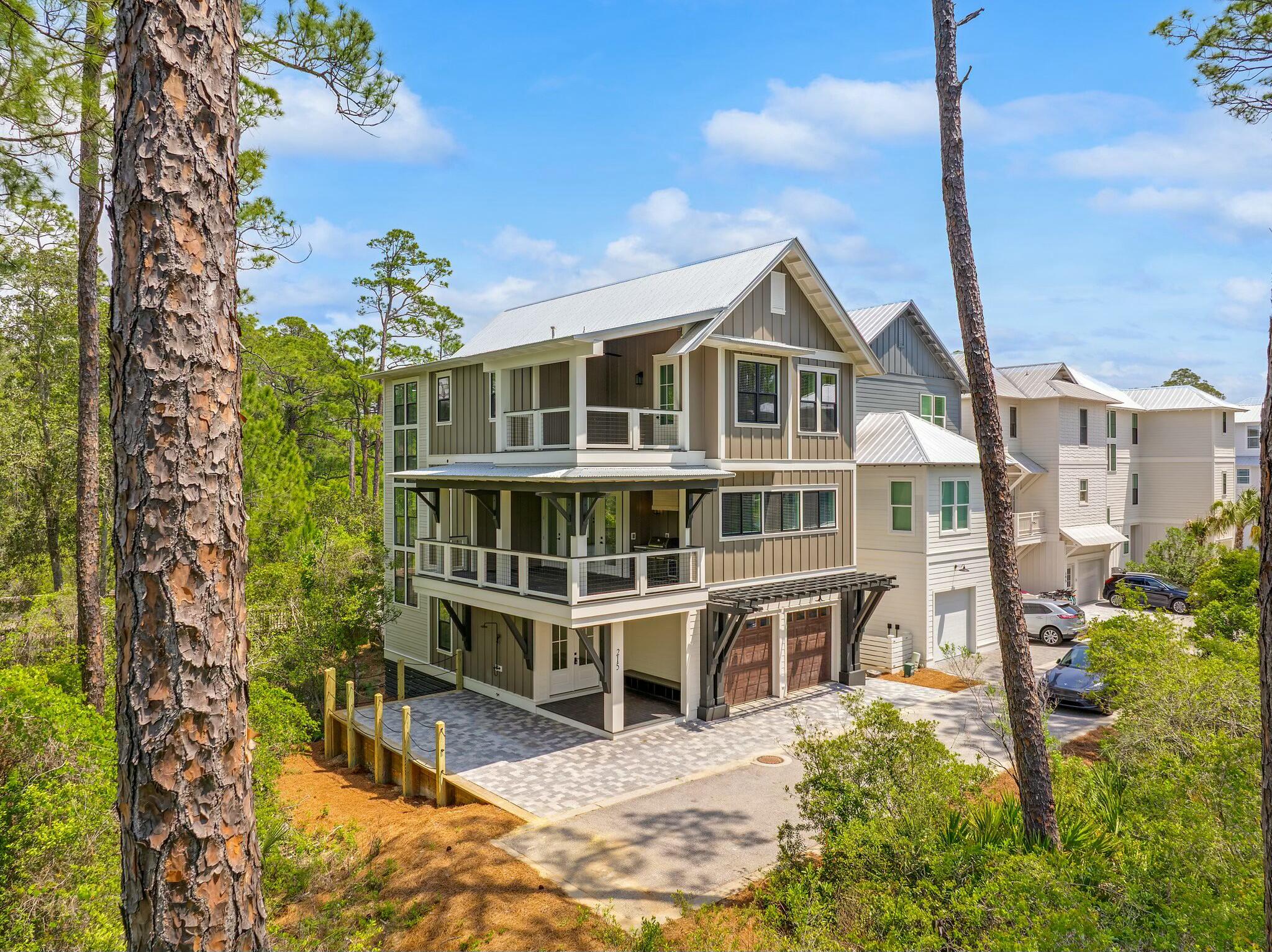 TREETOP VILLAGE - Residential