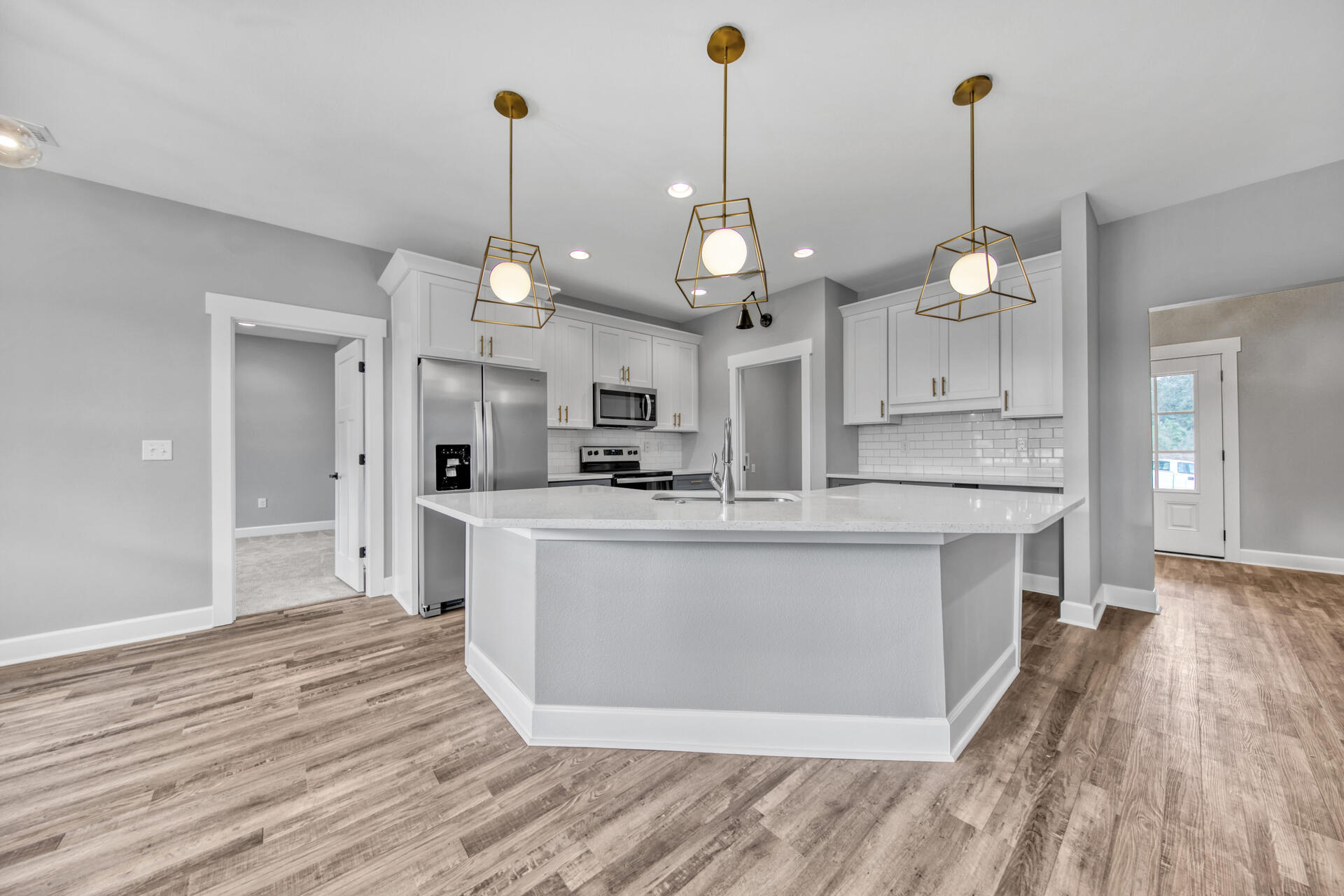 MOSSY OAKS - Residential