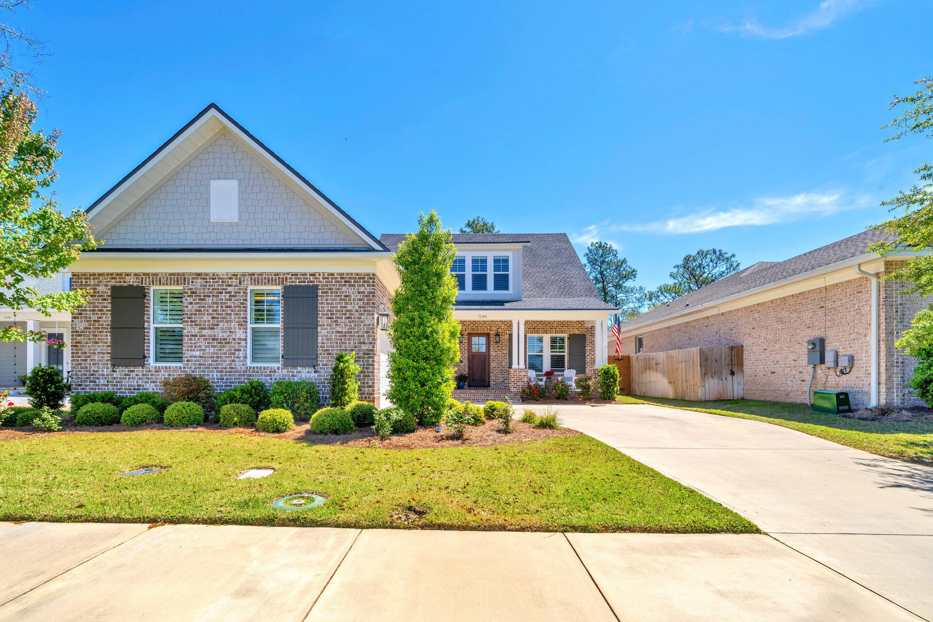 Deer Moss Creek - Residential