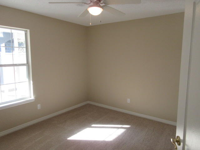 ROCKY BAYOU COUNTRY CLUB ESTATES 3 - Residential