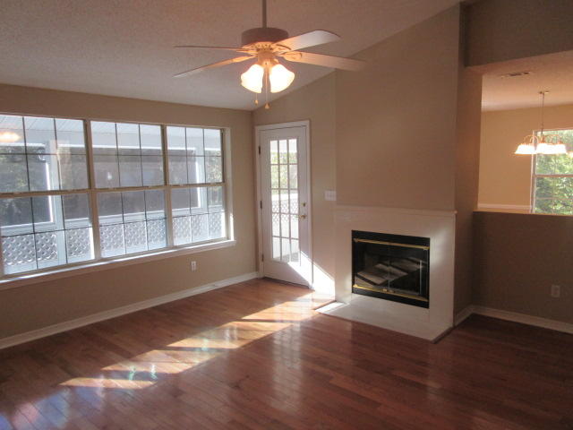 ROCKY BAYOU COUNTRY CLUB ESTATES 3 - Residential