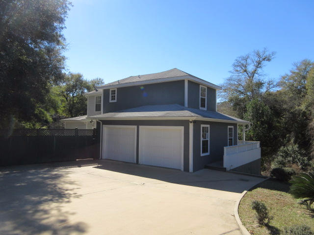 ROCKY BAYOU COUNTRY CLUB ESTATES 3 - Residential