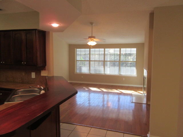 ROCKY BAYOU COUNTRY CLUB ESTATES 3 - Residential