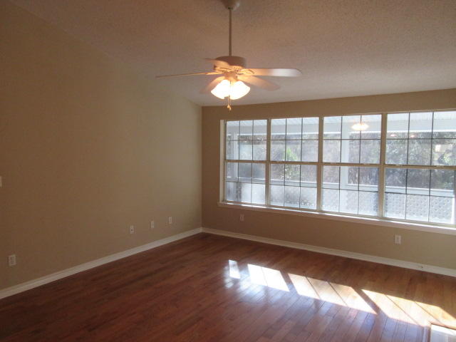 ROCKY BAYOU COUNTRY CLUB ESTATES 3 - Residential