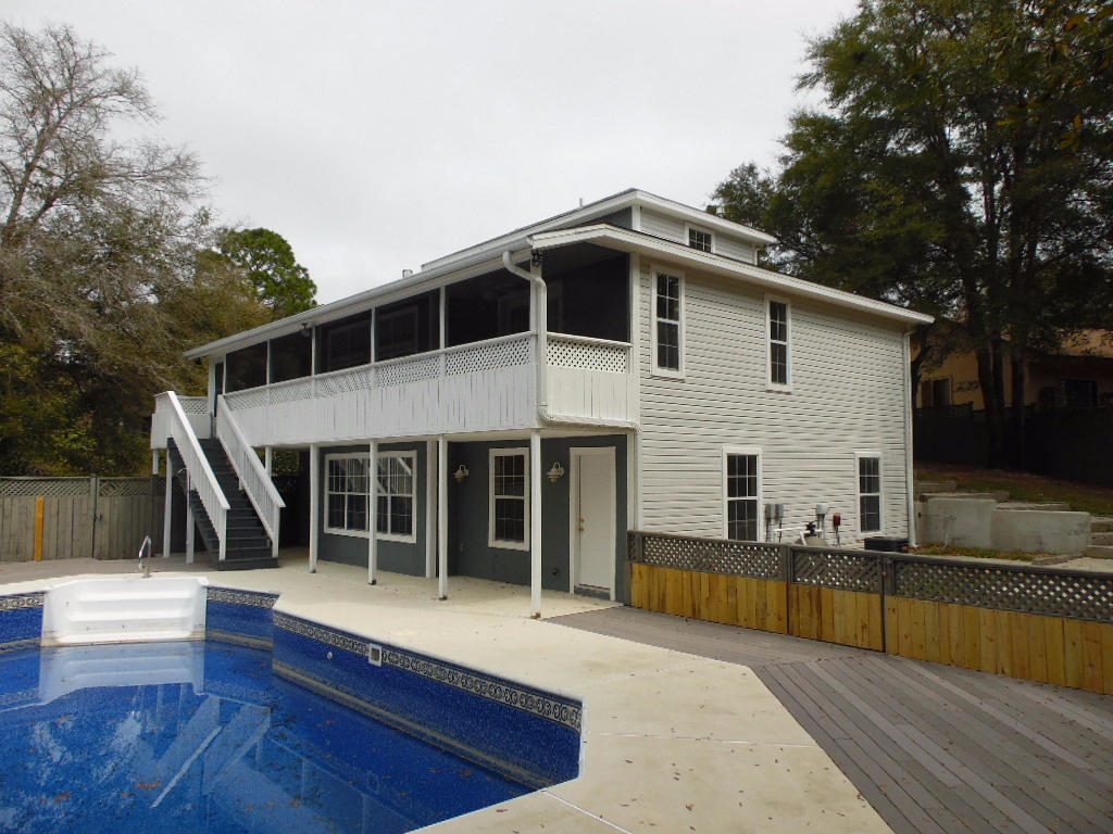 ROCKY BAYOU COUNTRY CLUB ESTATES 3 - Residential