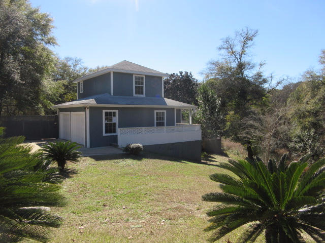 ROCKY BAYOU COUNTRY CLUB ESTATES 3 - Residential