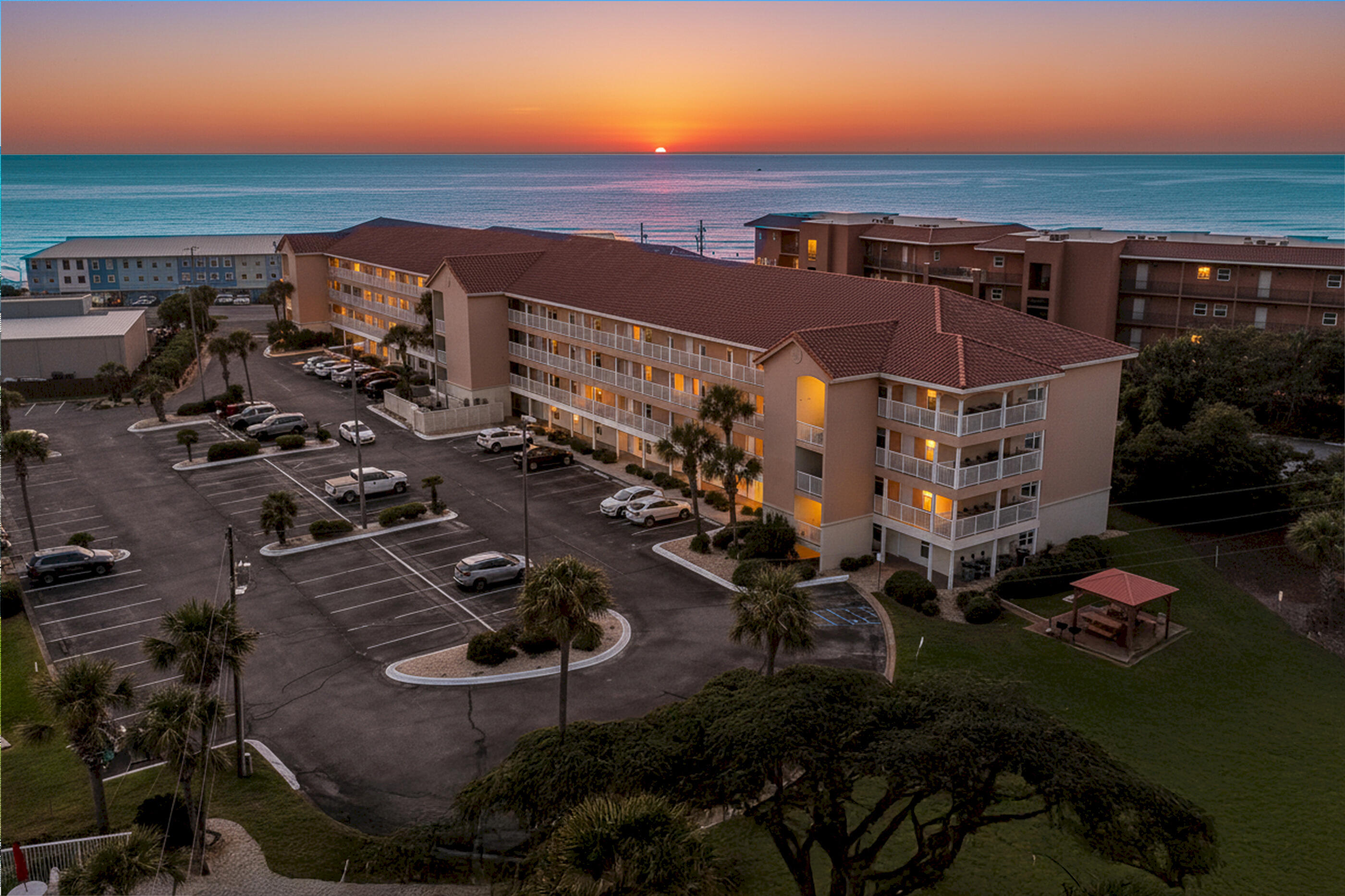 CIBONEY CONDO - Residential