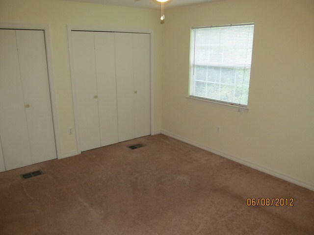 LIVEOAK S/D - Residential Lease