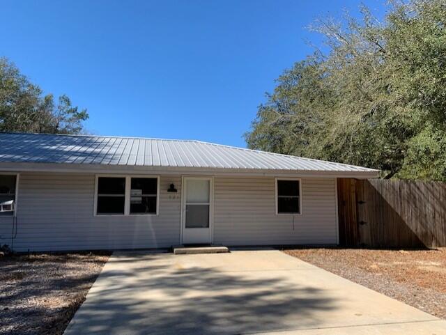 Valparasiso Pinecrest 2 - Residential Lease