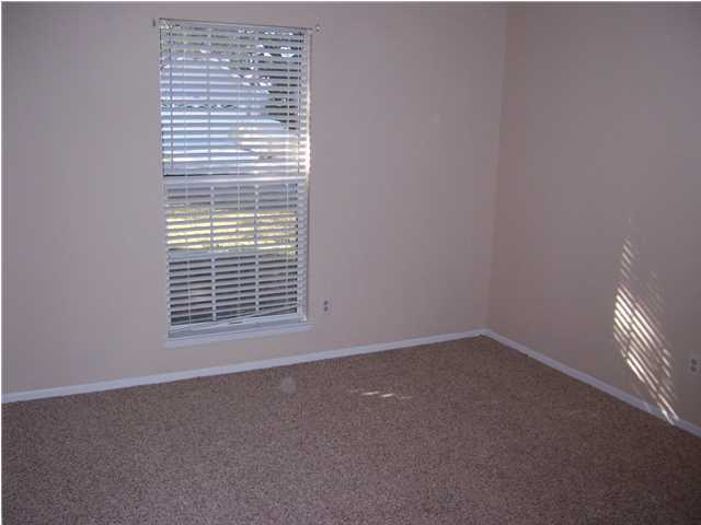 BLUEPINEVILLAGE - Residential Lease