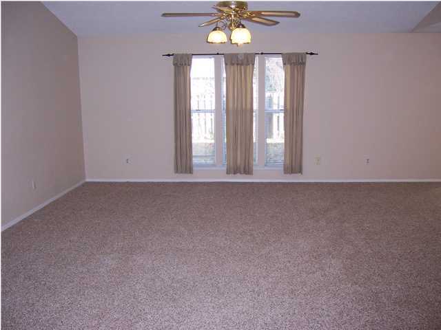 BLUEPINEVILLAGE - Residential Lease