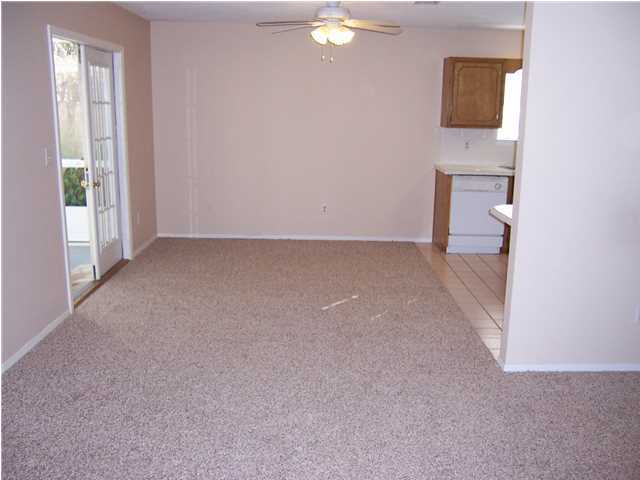 BLUEPINEVILLAGE - Residential Lease