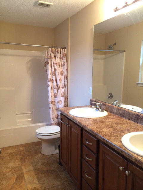 STILLWELL ESTATES - Residential Lease