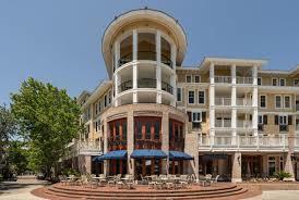 PILOT HOUSE - Residential Lease