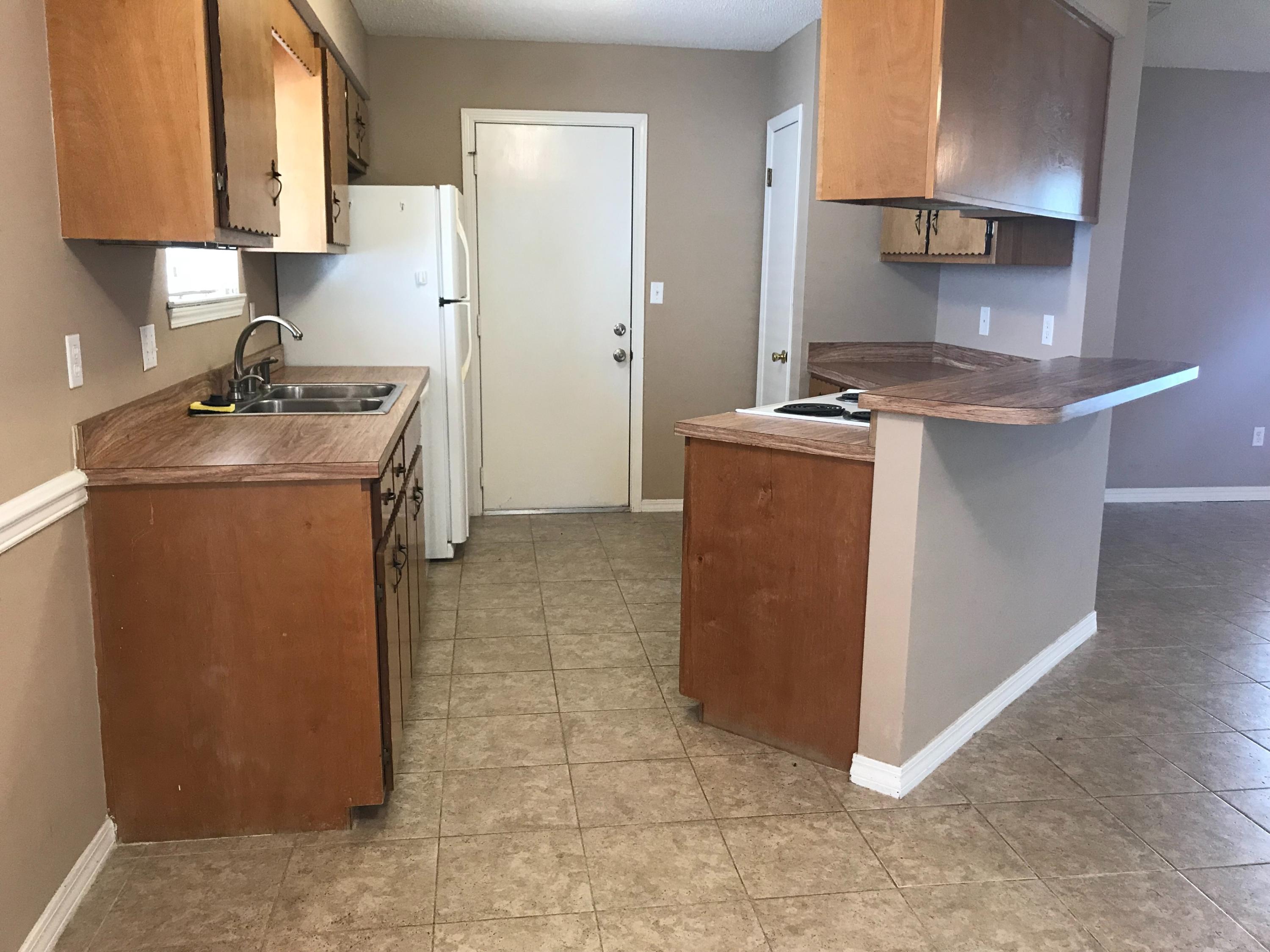 BLUE PINE VILLAGE AMENDED - Residential Lease