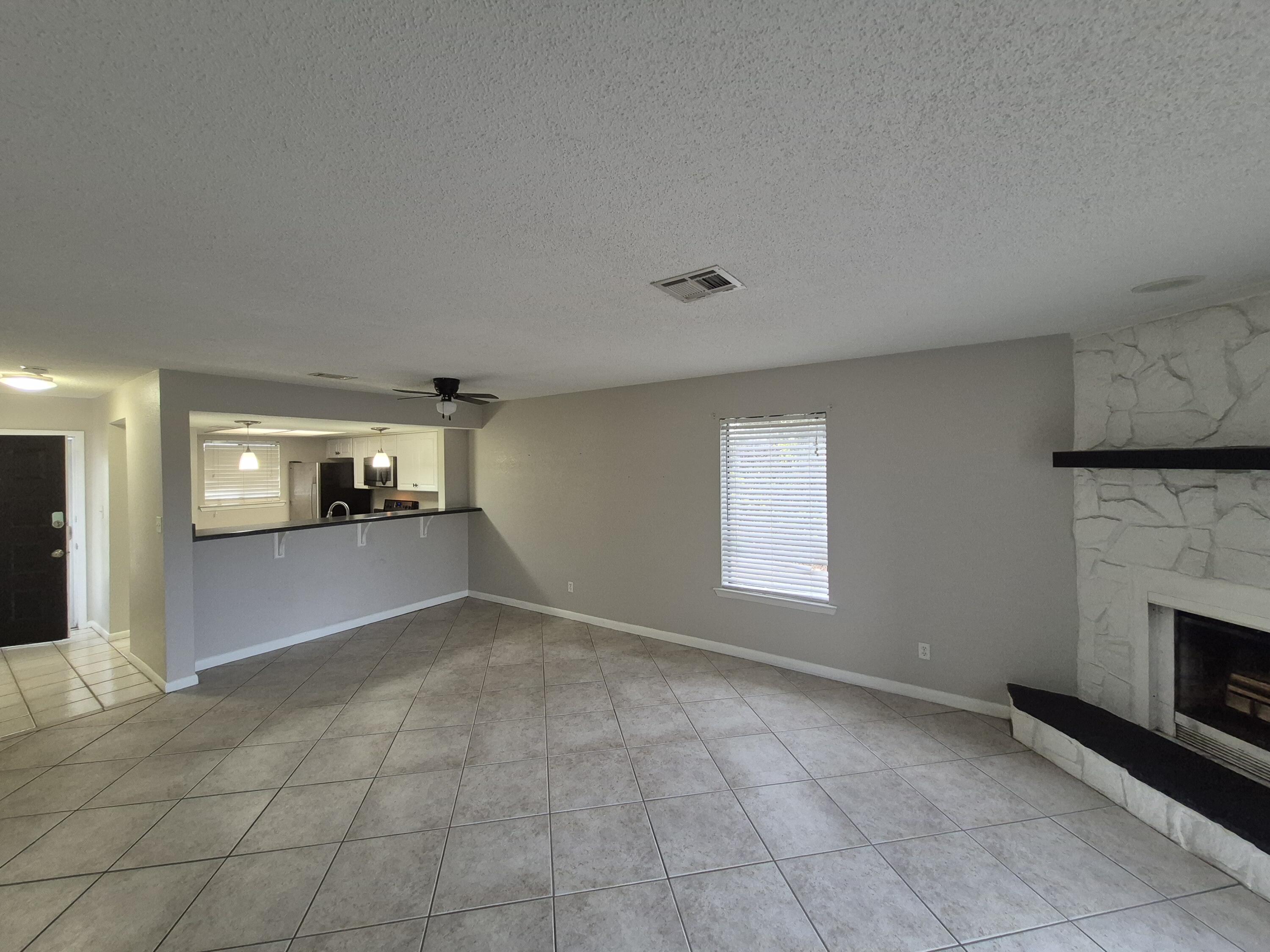 DESTIN RACQUET CLUB T/H - Residential